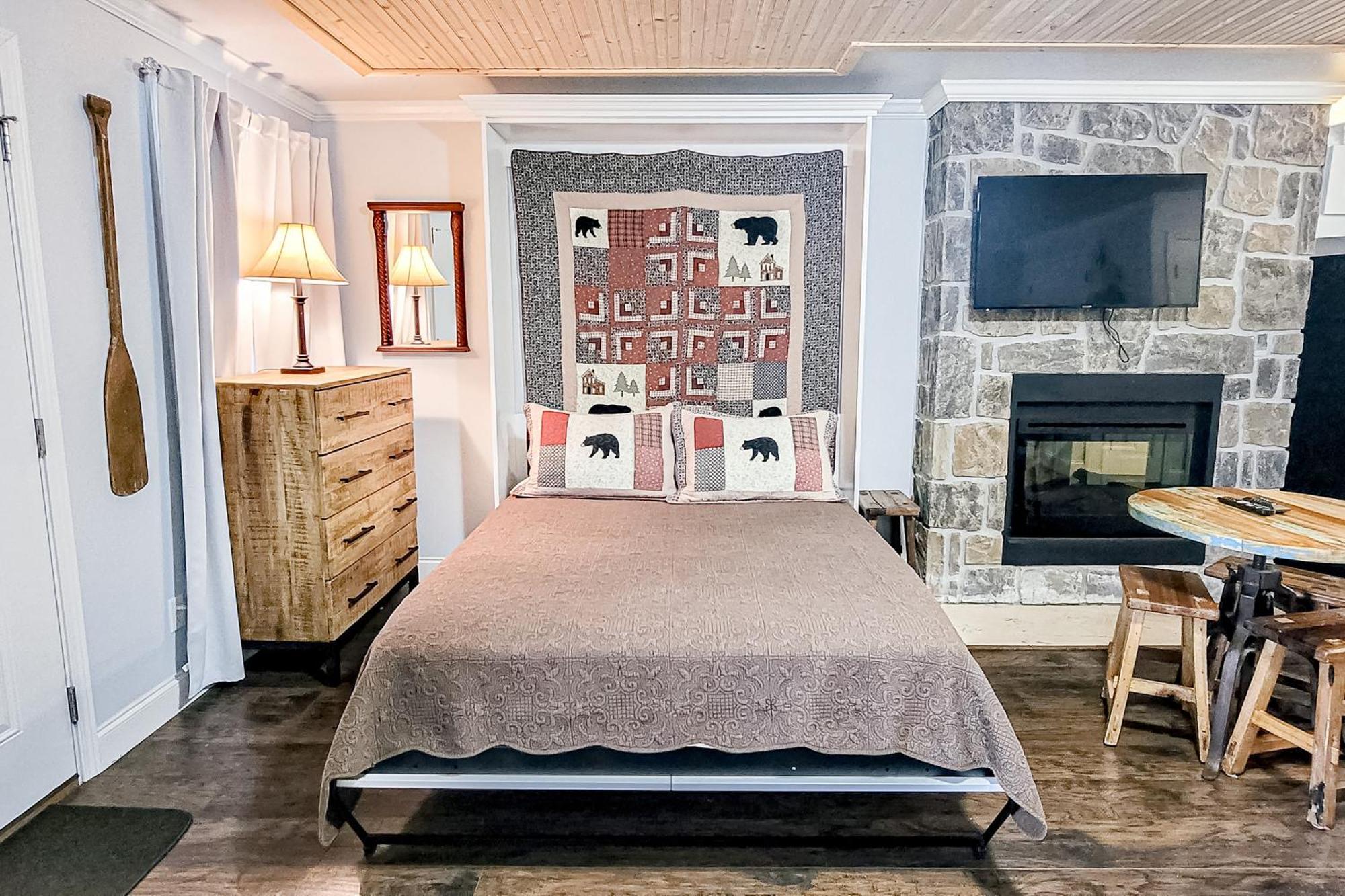 Little River Loft & Riverfront Gem Townsend Quarto foto